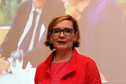 TIINA KUOSA, TIINA KUOSA