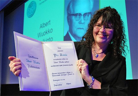 , Pia Vuorela sai Albert Wuokon palkinnon jo toistamiseen 2011. Kuva: Erkki Kostiainen